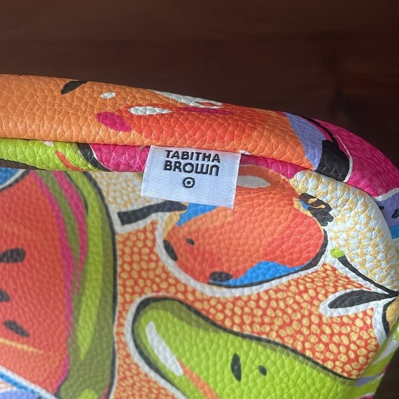 Tabitha Brown Target Tech Sleeve Laptop Case Fruit Colorful Print New size large - Picture 4 of 6